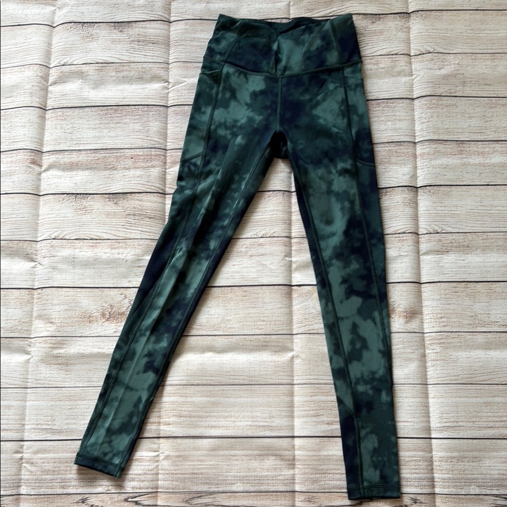 Victoria's Secret Green Leggings High-Waisted Tie-Dye